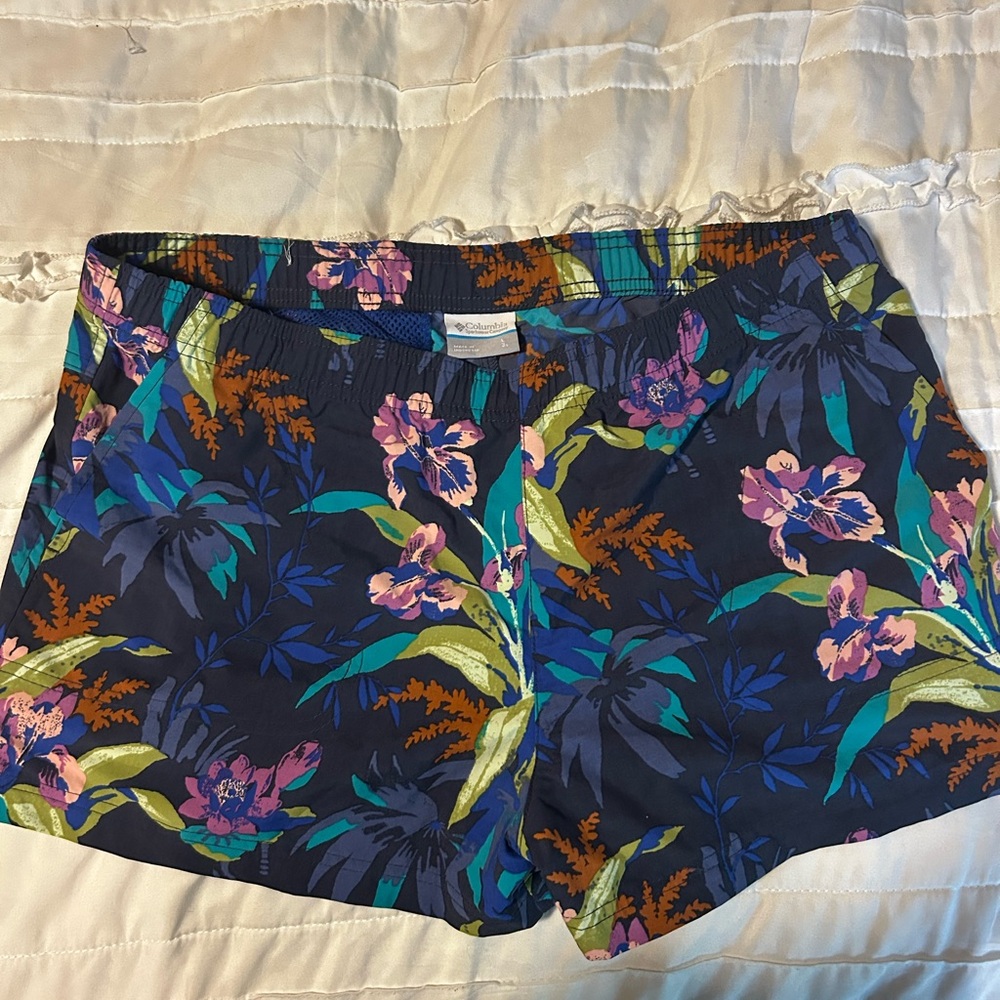 Columbia Women's Floral Shorts